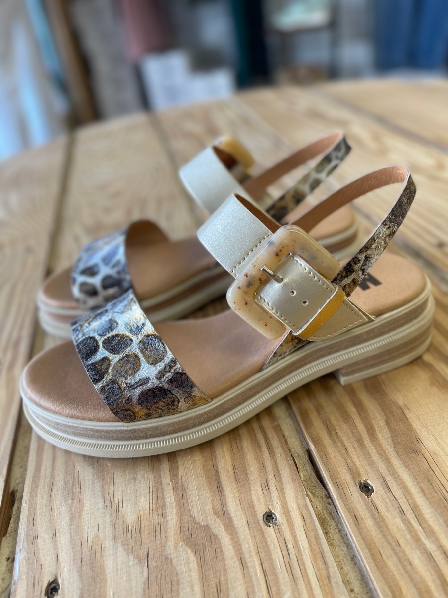 Mkd sandales shop